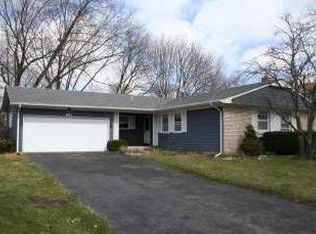 891 Westbourne Ln, Buffalo Grove, IL 60089
