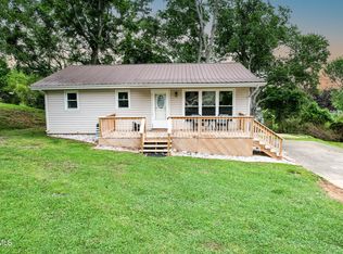 80 Elm St, Mosheim, TN 37818