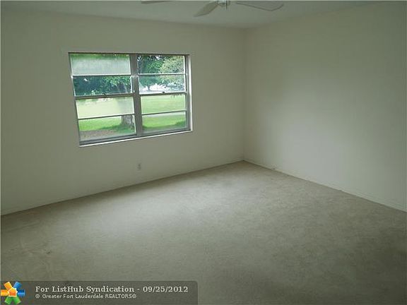 4th image of 700 SW 128th Ave APT 201C
