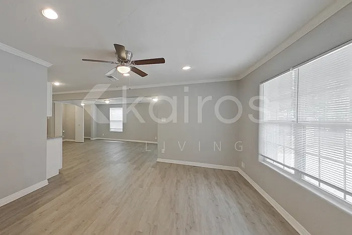 3 bed, 1.0 bath, 1176 sqft, $1,695 — Photo 3