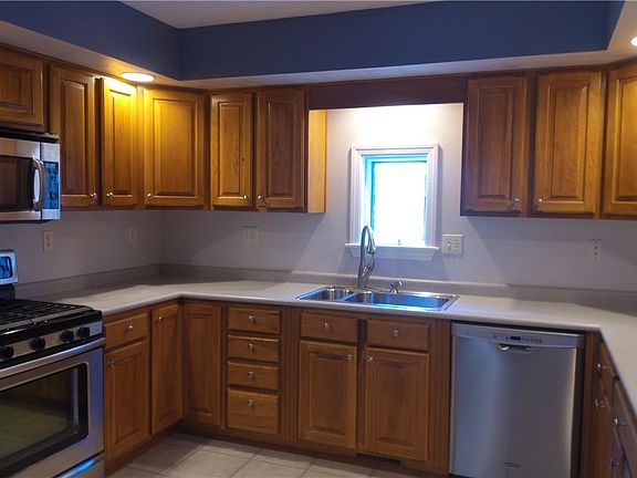 2nd image of 4 Theodore Dr