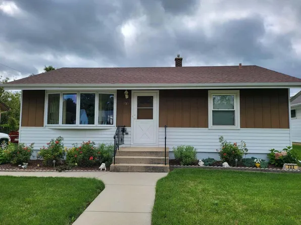 732 Pennsylvania AVENUE, West Bend, WI 53095