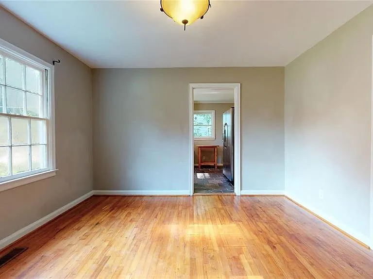 1674 Beacon Hill Blvd — Photo 29