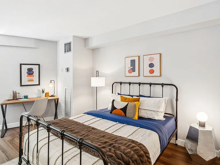 1350 North Lake Shore Drive — Photo 14