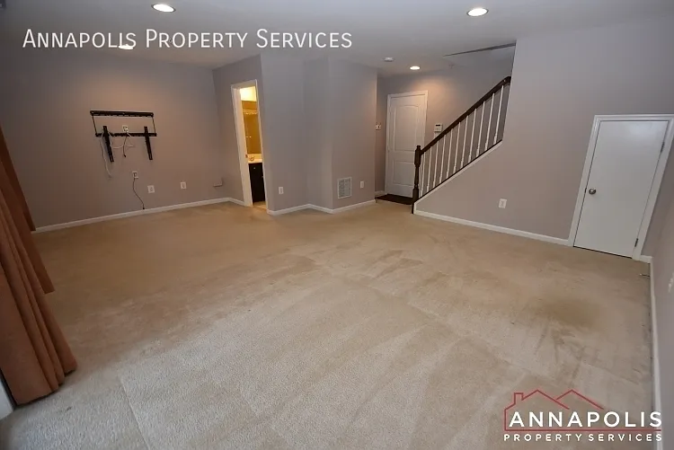 806 Nancy Lynn Ln — Photo 8