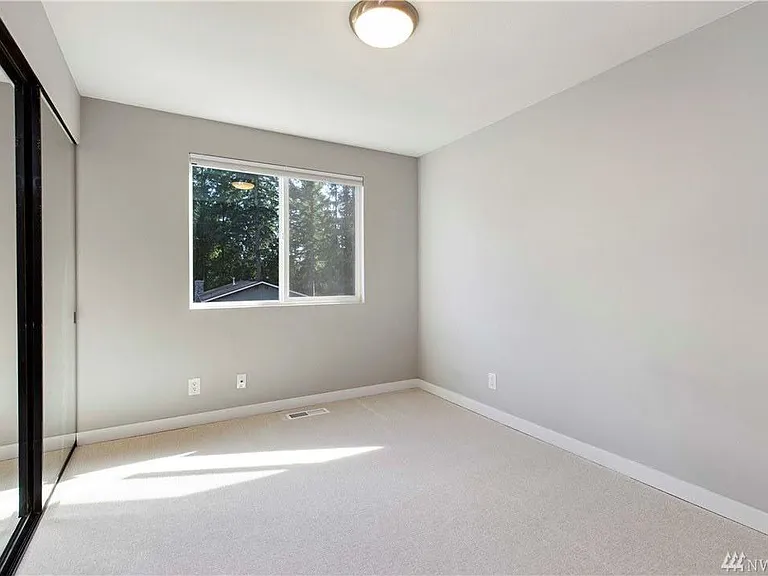2104 245th Ave SE — Photo 10