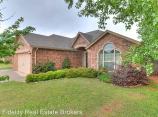 4909 Kelly Lakes Dr, Edmond, OK 73025