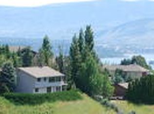 212 Stoneybrook Ln, Wenatchee, WA 98801