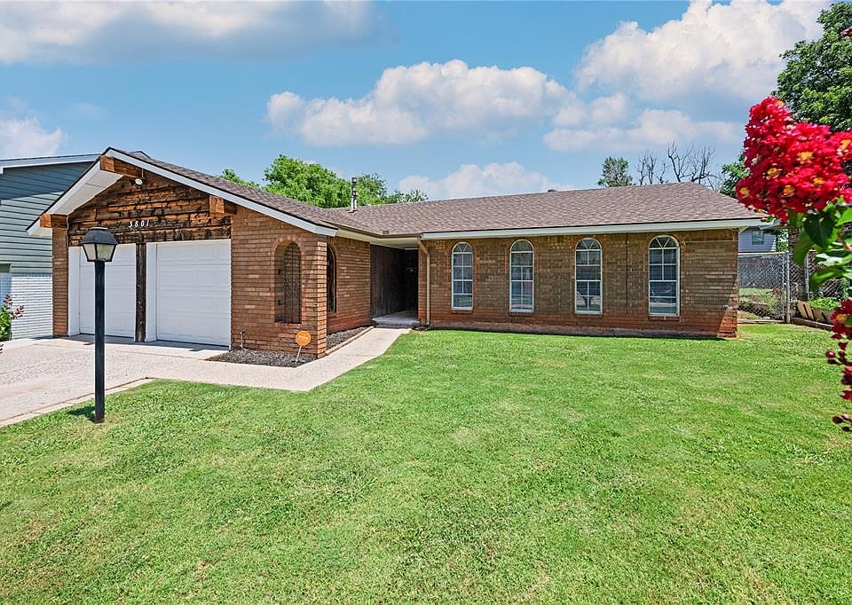 1st image of 3801 Larkwood Dr
