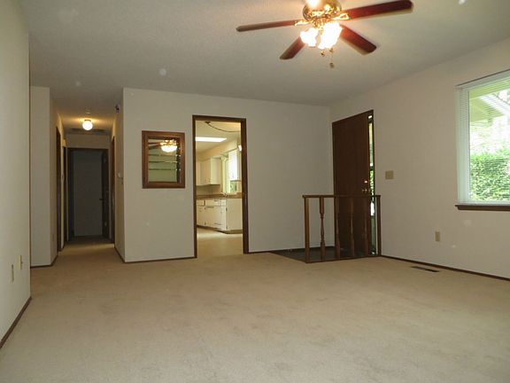 4th image of 14702 107th Street Ct NW