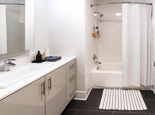 162 8th St #1228, Jersey City, NJ 07302