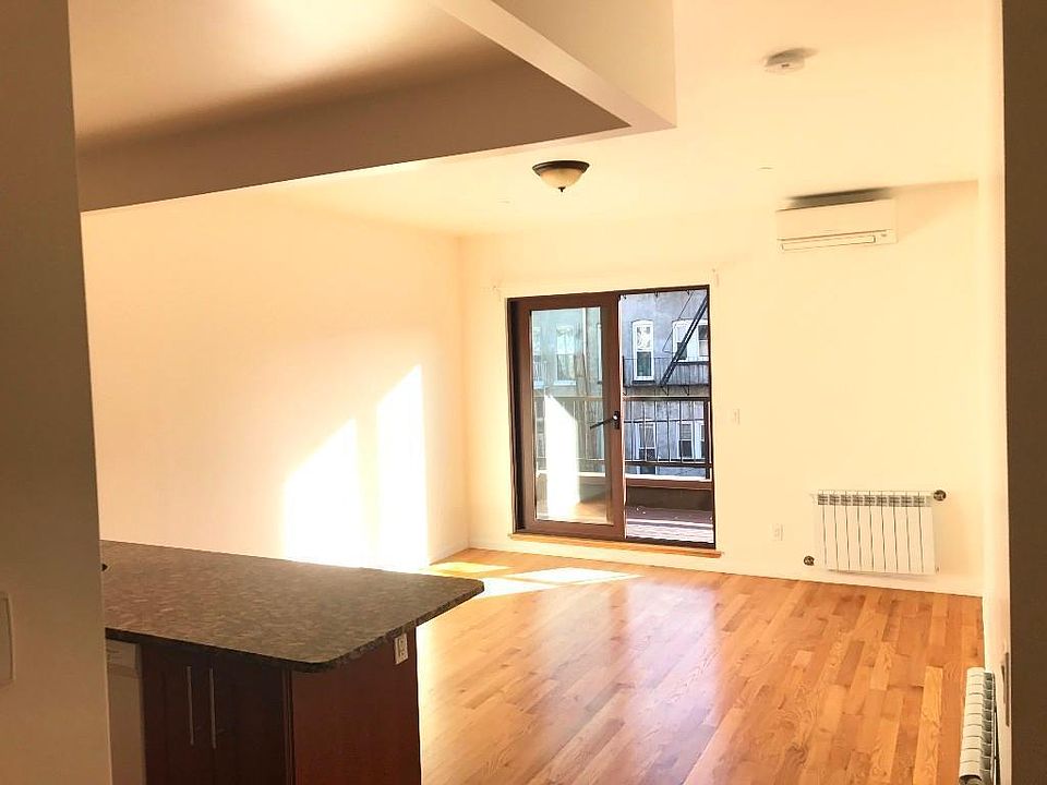 1st image of 42 Broome St APT 4