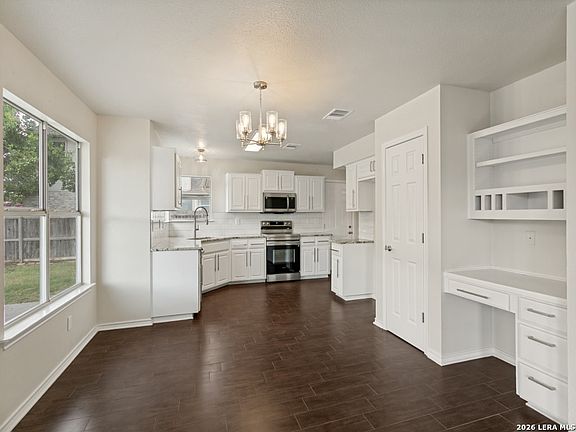 3rd image of 7110 Misty Ridge Dr