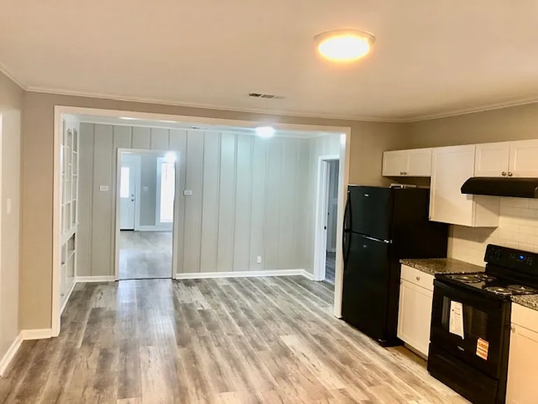 912 Rome St — Photo 5