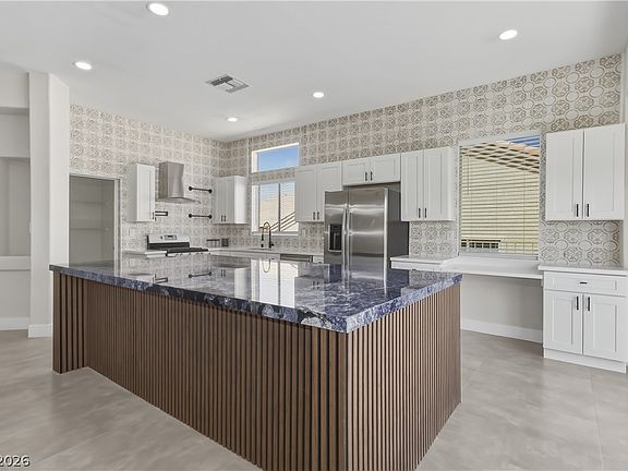 3rd image of 10809 Clarion Ln
