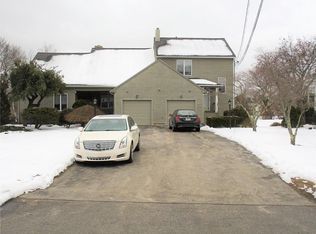 32 Nipmuc Trl #D, North Providence, RI 02904