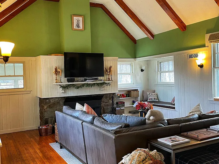 625 Maple Ave — Photo 17