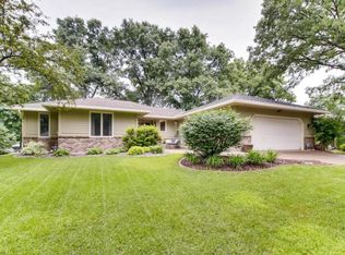 325 124th Ave NW, Coon Rapids, MN 55448