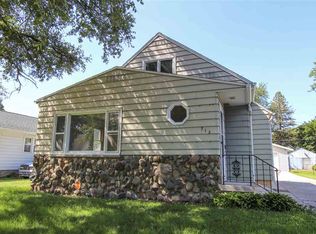 712 Dawson St, Waterloo, IA 50703
