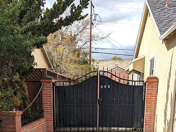 2nd image of 521 Laswell Ave
