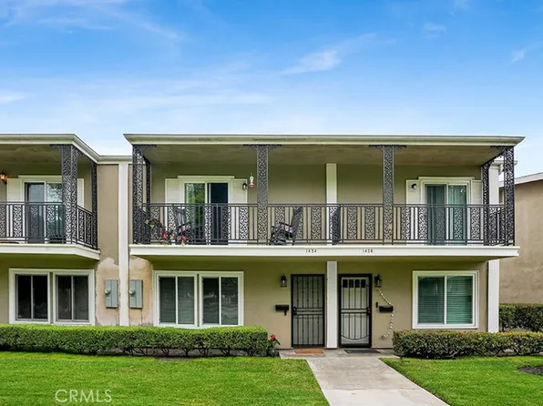 1424 Deauville Pl, Costa Mesa, CA 92626