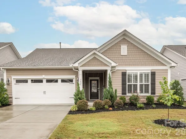 7424 Clouds Rest Dr, Indian Land, SC 29707
