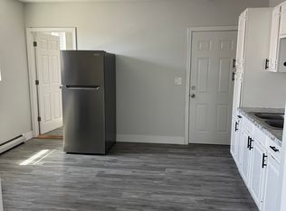 539 N Front St #3L, New Bedford, MA 02745