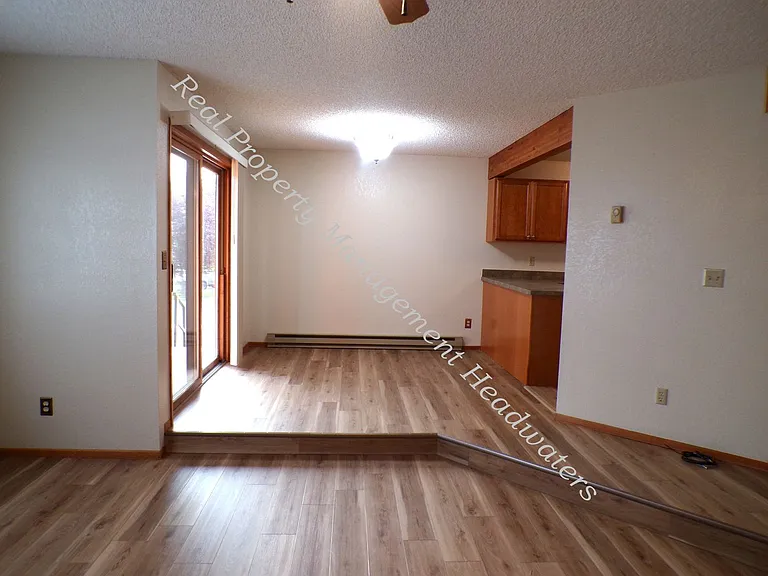 2552 Heritage Dr — Photo 7
