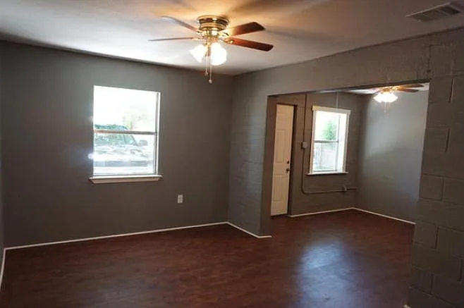 1538 W Hollywood Ave — Photo 8