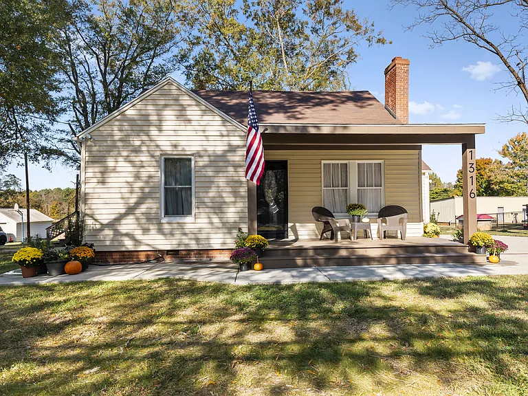 1316 Mecklenburg Hwy — Photo 22