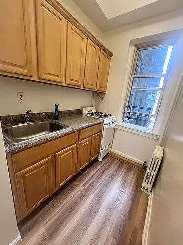 25 Ravine Ave #2 Photo 1