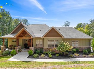 962 Windover Dr, Brevard, NC 28712