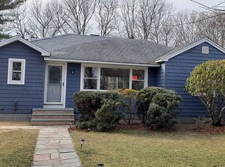 2030 Bay Shore Rd, Greenport, NY 11944