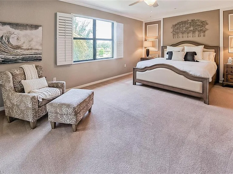 9107 Napoli Ct #201 — Photo 15
