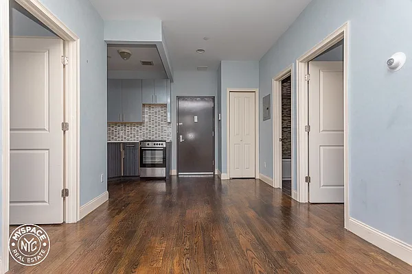 Rented by MySpaceNYC | media 11