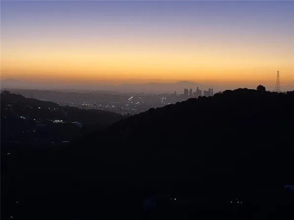 8656 Skyline Dr, Los Angeles, CA 90046