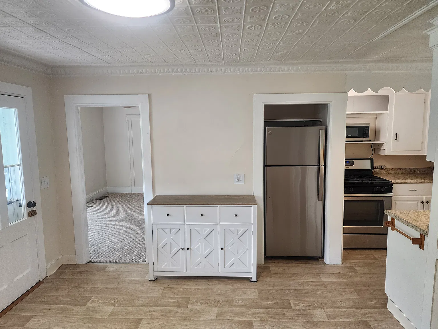 342 East Street — Photo 2