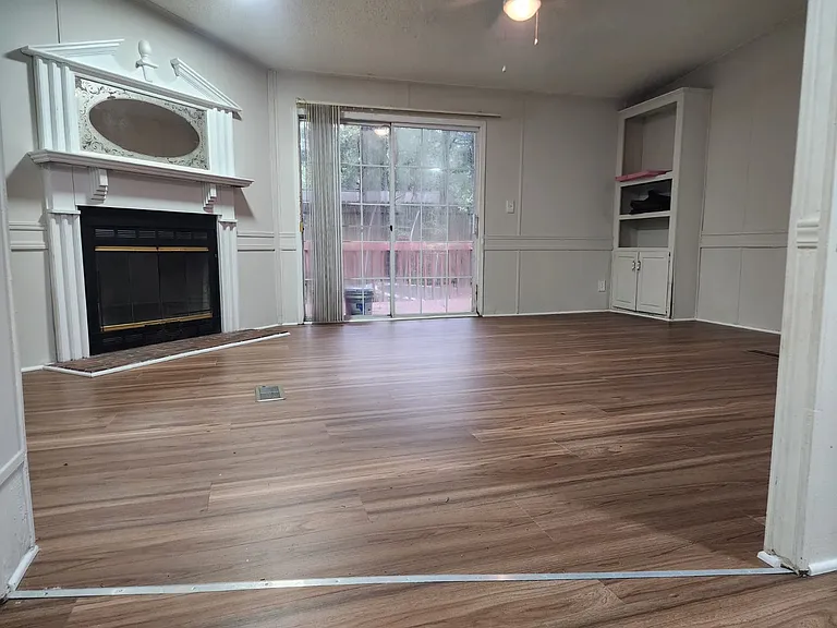 1241 Shannonbrook Ln — Photo 21