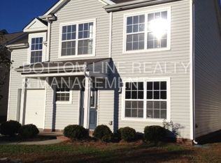 8611 Strider Dr, Charlotte, NC 28212