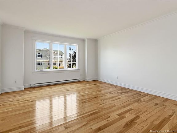 5th image of 1 Dalton St