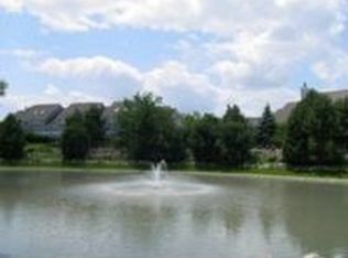 1947 Silver Lake Rd, Arlington Heights, IL 60004