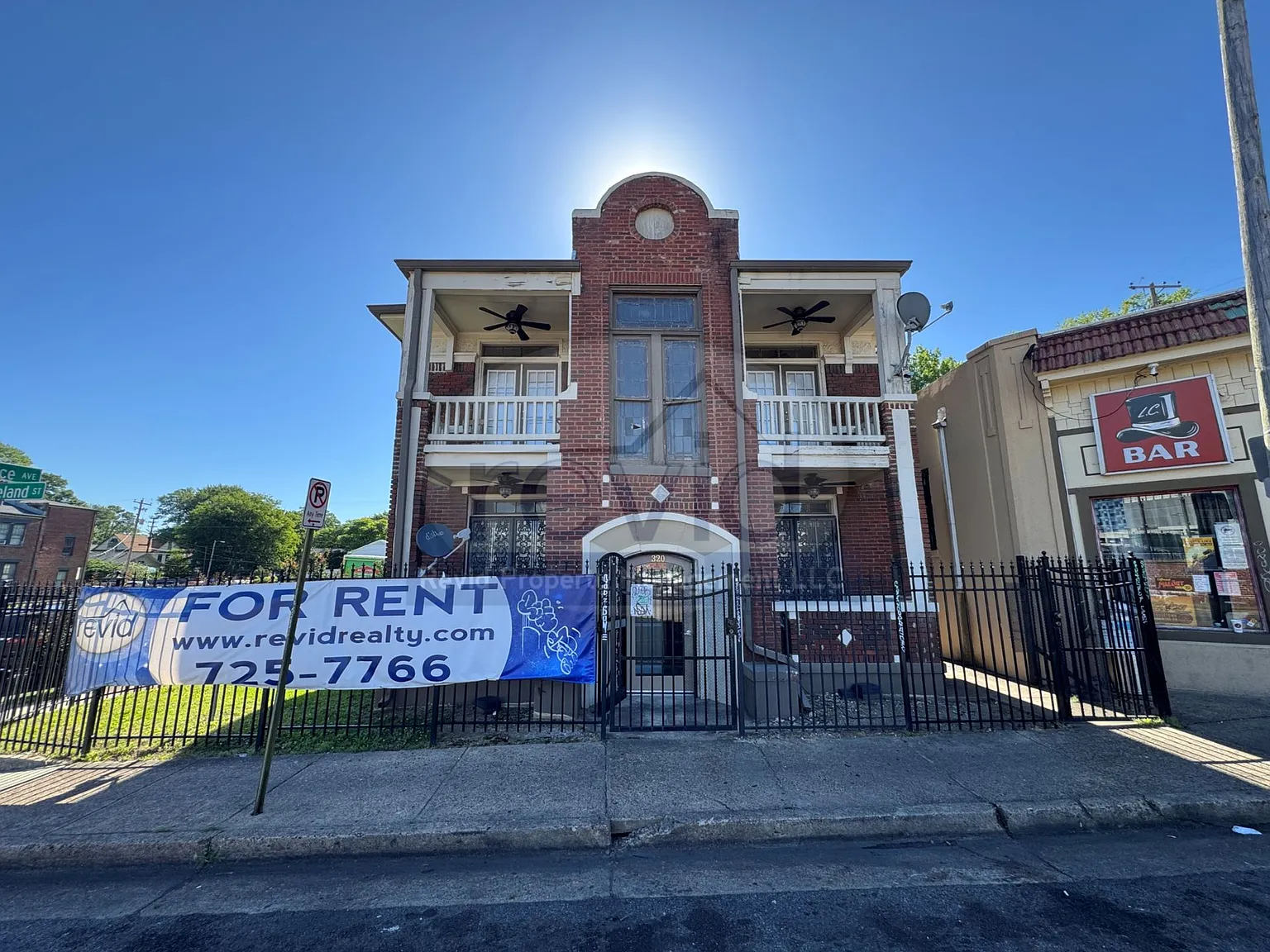 1353 Vance Ave — Photo 3