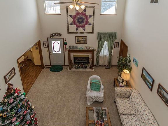 5th image of 629 Halleck Way