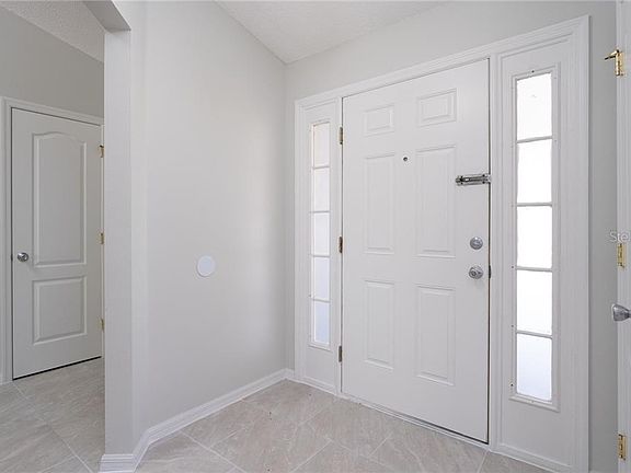 3rd image of 660 Bluebill Ct