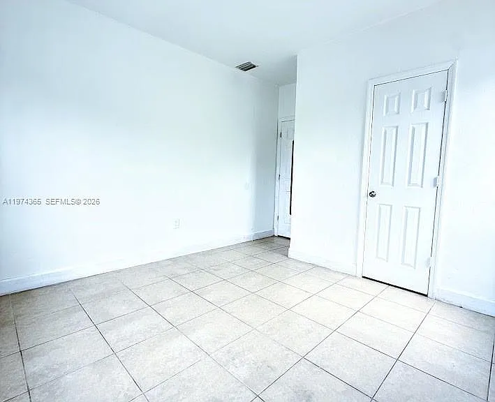 5701 N Miami Ave #B — Photo 4