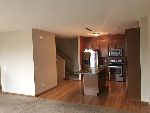 5th image of 13219 Virginia Ave S