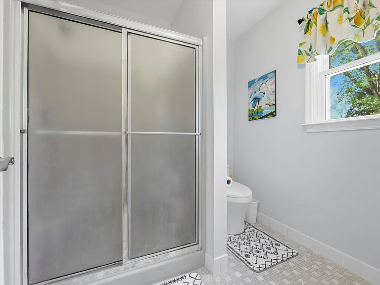 615 W Rosedale Ave — Photo 16