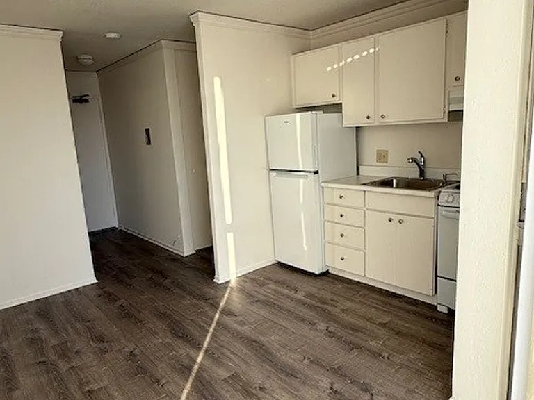 1666 Gough St #1777 — Photo 5