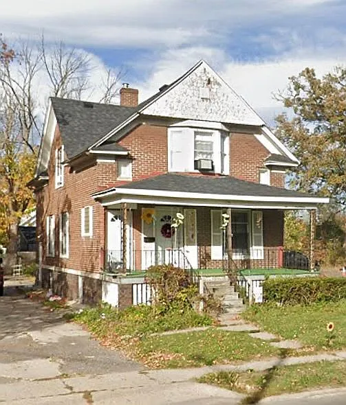 1710 Gratiot Ave photo 1