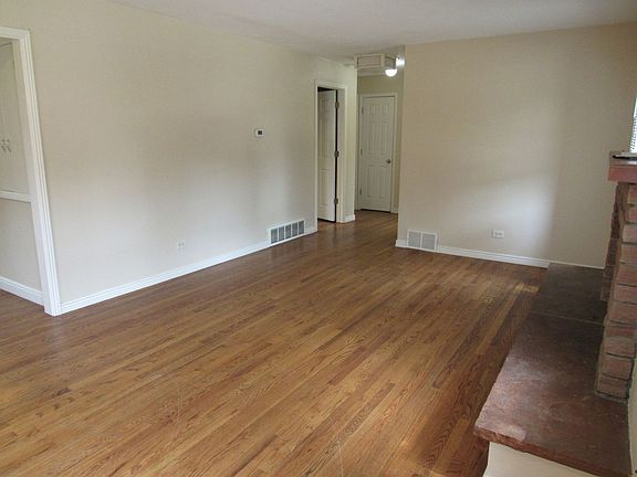 5th image of 165 Coral Way